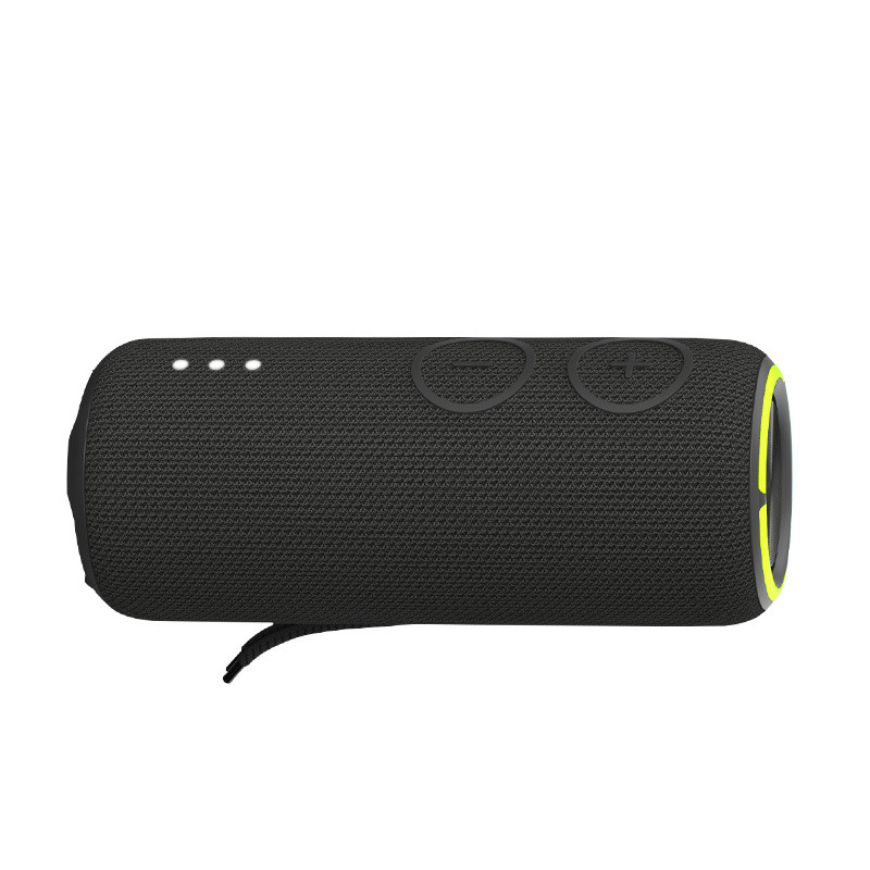 D7.8*H18.8 Cm Bluetooth Buitenluidsprekers 3.7v 3600mah Batterijcapaciteit In Hof