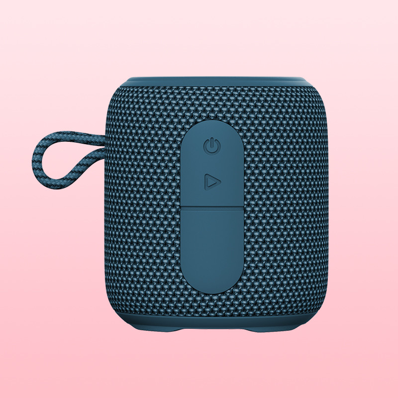 Waterdichte draadloze douche luidspreker met 1200 mAh batterij in blauw met basradiator